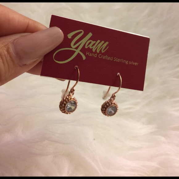 Yam Sterling Silver Hand Crafter Earrings - Picture 4 of 4